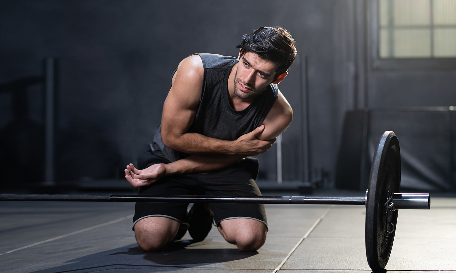 Deep Tissue Laser Therapy for Muscle Healing: Safe, Non-Invasive, and Effective