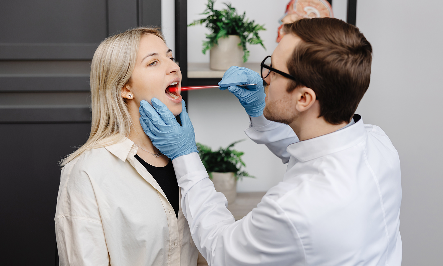 Diode Laser Periodontal Therapy: A Modern Approach to Gum Health
