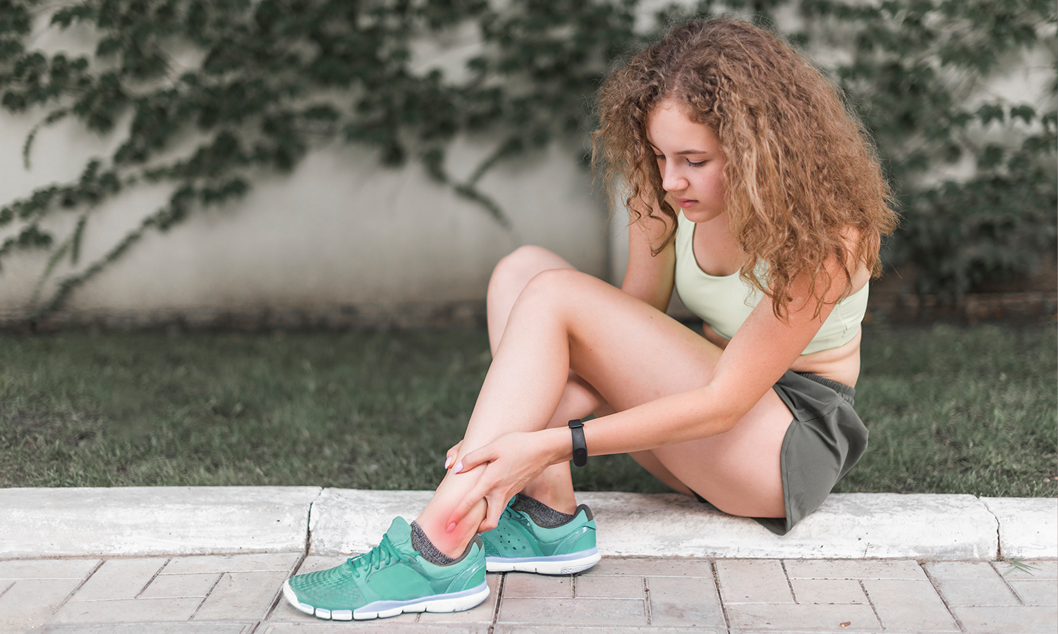 Faster Recovery, Less Pain: Laser Therapy for Sprains & Strains